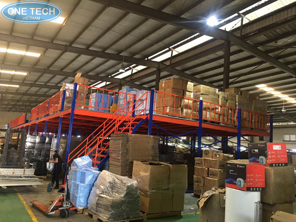Dự án lắp đặt sàn lửng kho hàng Ferroli Thạch Thất - Kệ Onetech - Công Ty TNHH Sản Xuất và Thương Mại Onetech Việt Nam